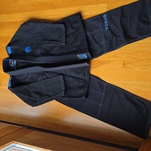 Verus Black Martial Arts Gi Size C3 Boys